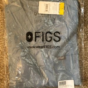 FIGS Dusty Blue Catarina One-Pocket Scrub Top